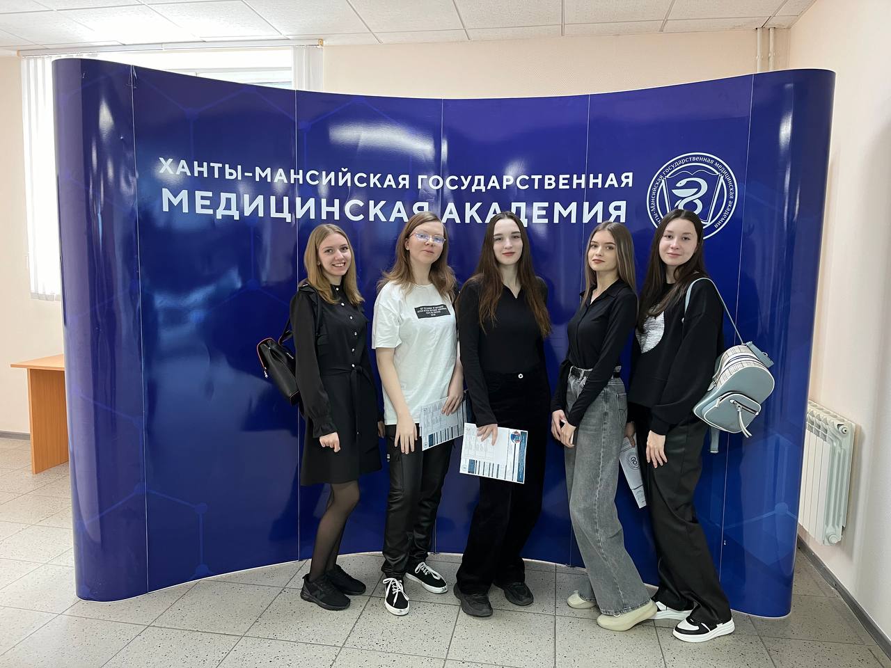 Экскурсия в Ханты-Мансийскую государственную медицинскую академию.